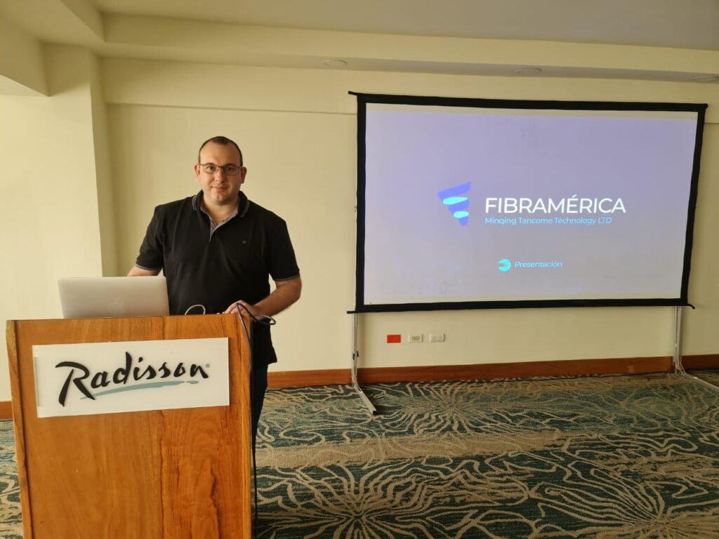 Fibramérica dictó curso en República Dominicana sobre interesantes temas de la fibra óptica